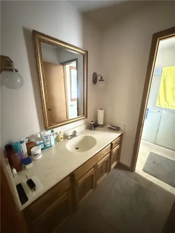 $290,000 | 6225 North Normandy Drive, Gladstone, MO 64118