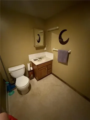 $290,000 | 6225 North Normandy Drive, Gladstone, MO 64118