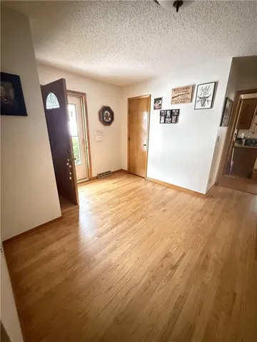 $290,000 | 6225 North Normandy Drive, Gladstone, MO 64118