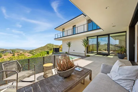$3,400,000 | 33433 Decker School Road, Malibu, CA 90265