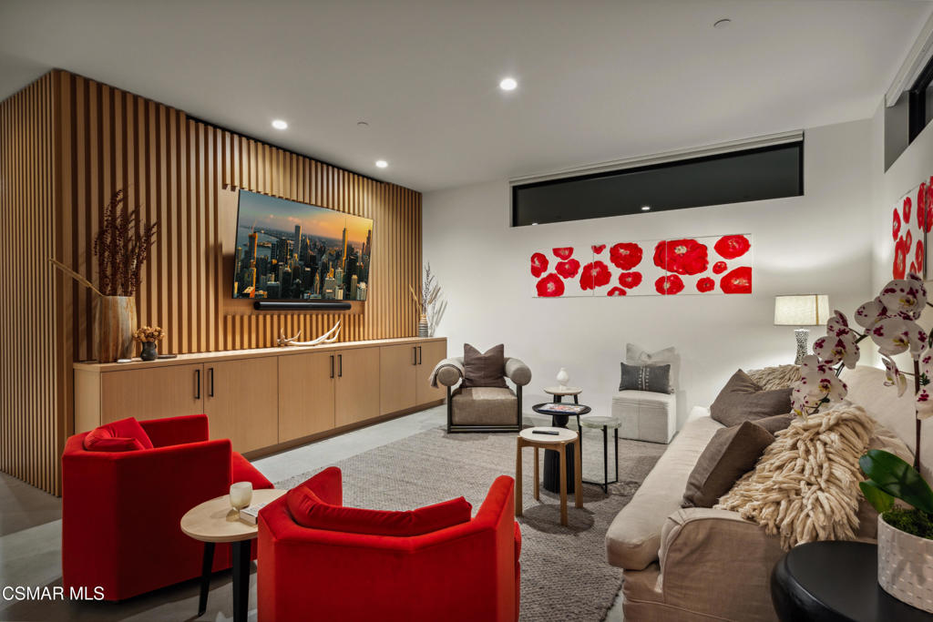 33433 Decker School Road Malibu, CA 90265 - Photo 21 of 64