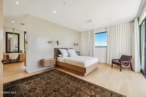 $3,400,000 | 33433 Decker School Road, Malibu, CA 90265