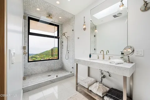 $3,400,000 | 33433 Decker School Road, Malibu, CA 90265