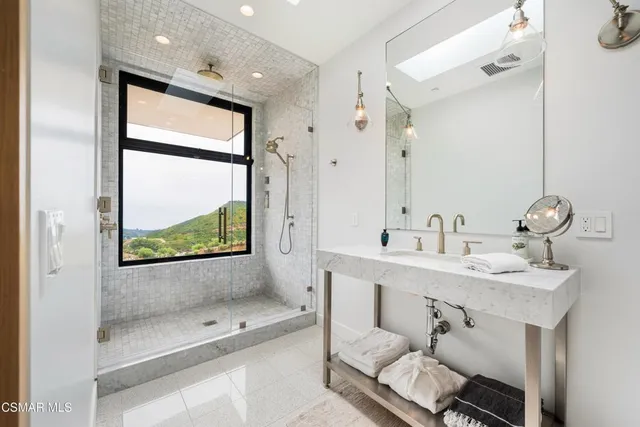 $3,400,000 | 33433 Decker School Road, Malibu, CA 90265