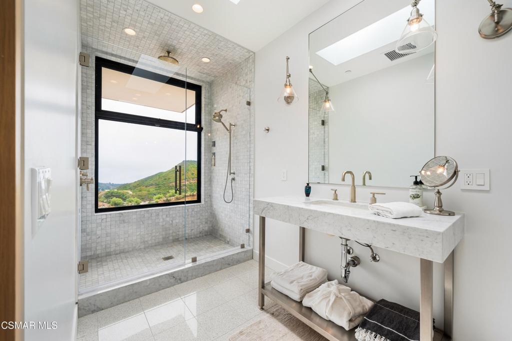 33433 Decker School Road Malibu, CA 90265 - Photo 37 of 64