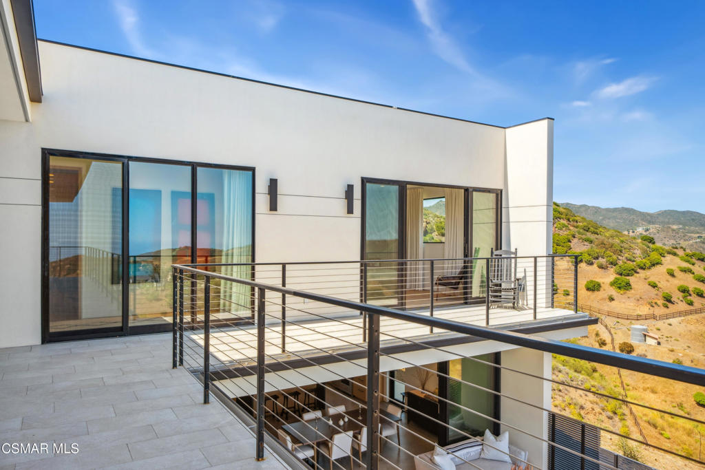 33433 Decker School Road Malibu, CA 90265 - Photo 42 of 64