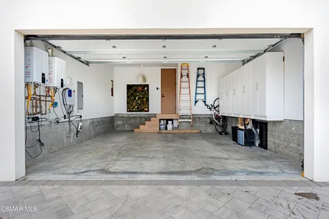 $3,400,000 | 33433 Decker School Road, Malibu, CA 90265