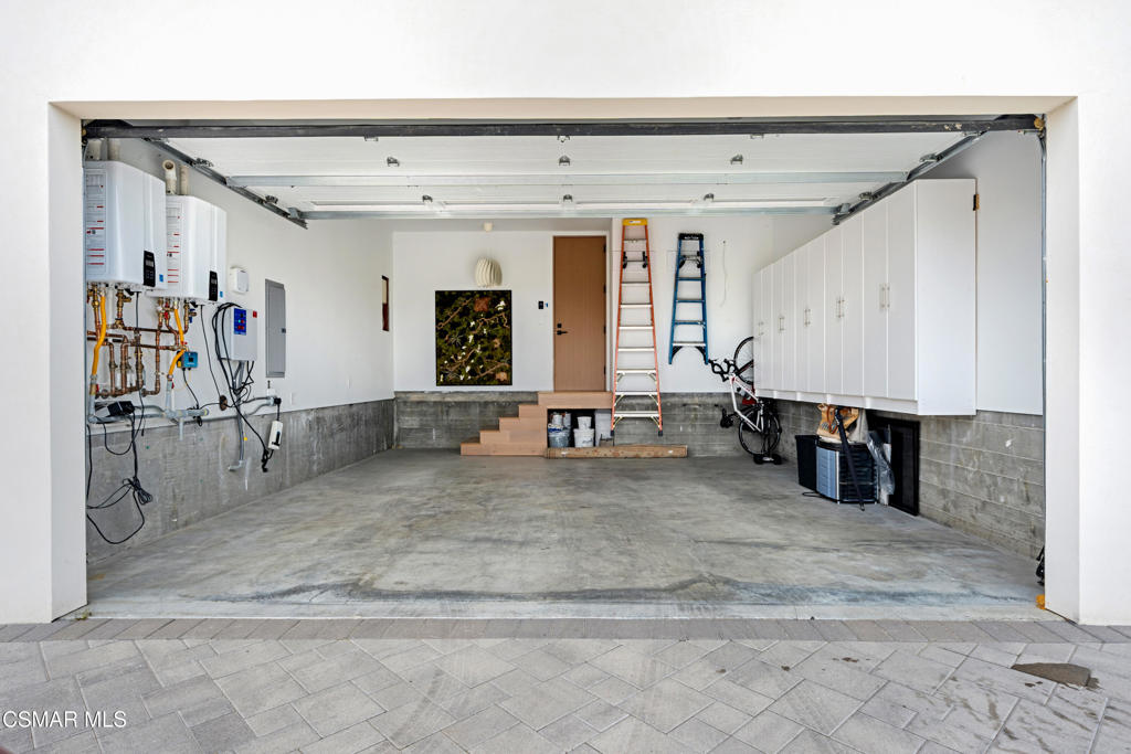 33433 Decker School Road Malibu, CA 90265 - Photo 59 of 64