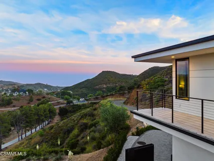 $3,400,000 | 33433 Decker School Road, Malibu, CA 90265