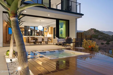 $3,400,000 | 33433 Decker School Road, Malibu, CA 90265