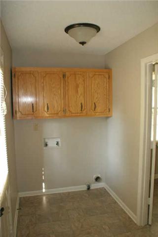 605 Lafayette Road Clarksville, TN 37042 - Photo 10 of 17 Gallery Image 10