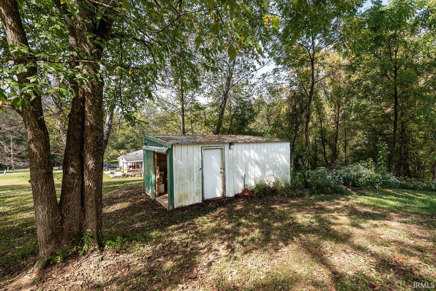 1260 West Cedar Bluff Road Bloomington, IN 47403 - Photo 11 of 13