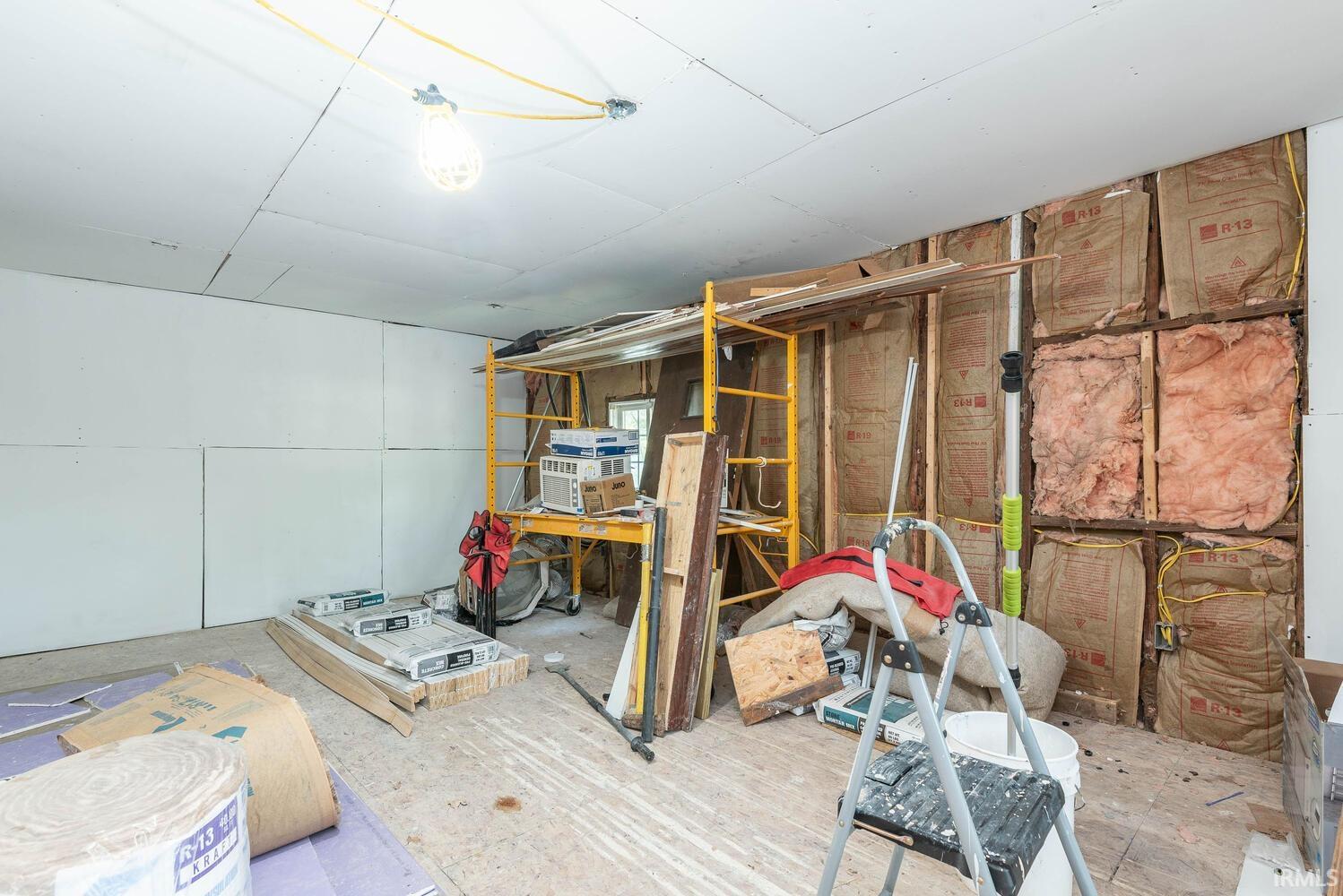 1260 West Cedar Bluff Road Bloomington, IN 47403 - Photo 7 of 13