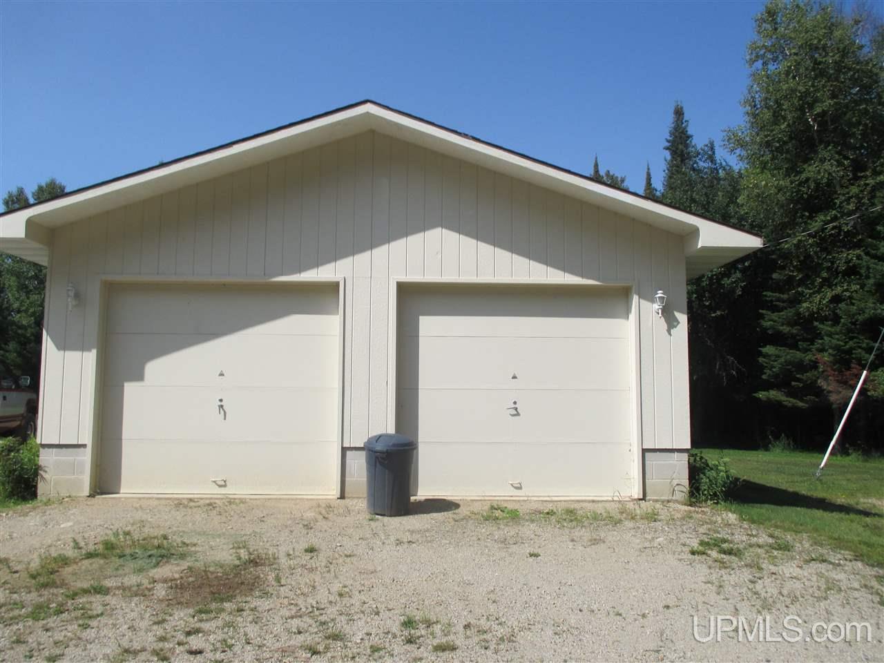 3053 14th Road Escanaba, MI 49829 - Photo 4 of 15