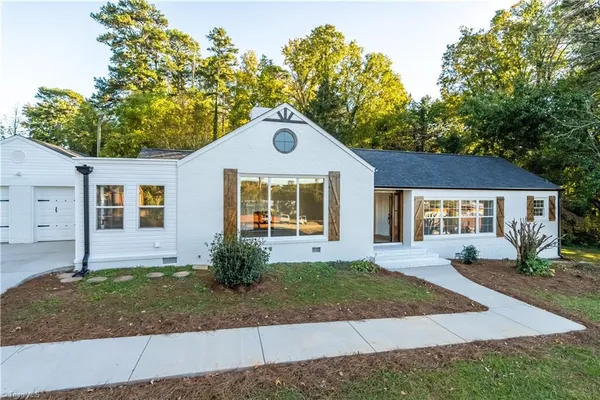 $365,000 | 178 East Salisbury Street, Denton, NC 27239
