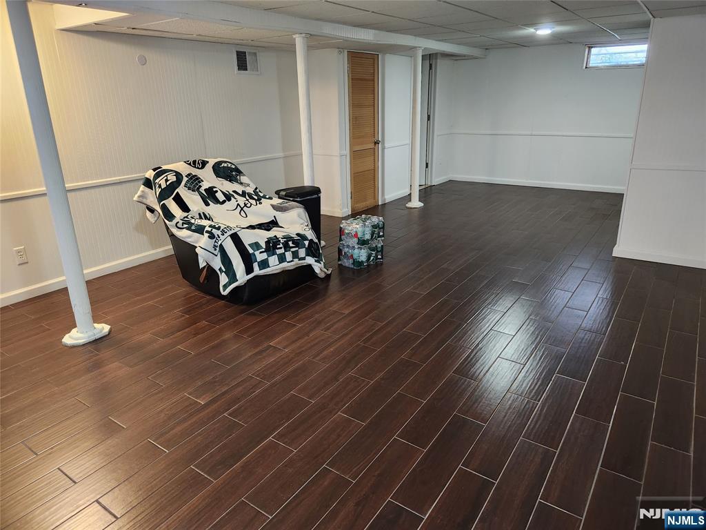 561 Green Valley Road Paramus, NJ 07652 - Photo 23 of 28