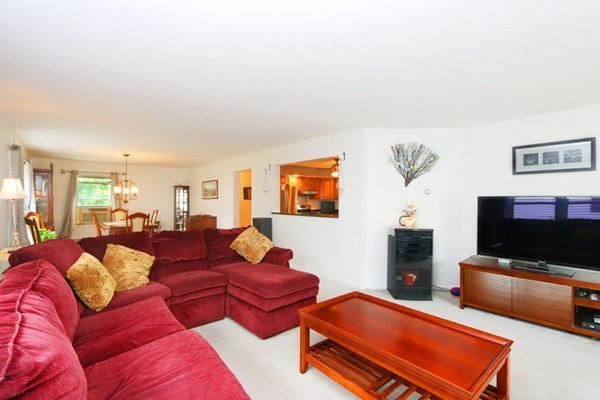 22 Wiltshire Road Newton, MA 02458 - Photo 12 of 26 Gallery Image 12