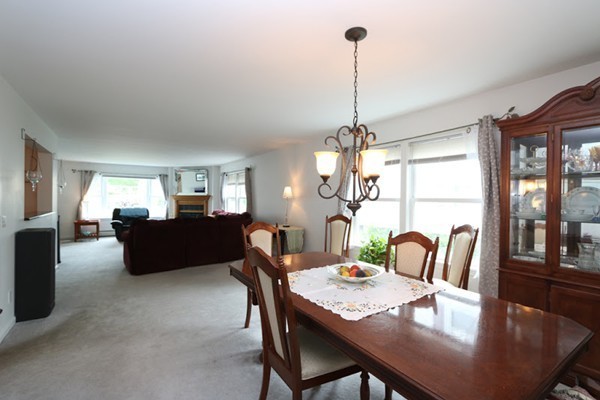 22 Wiltshire Road Newton, MA 02458 - Photo 8 of 26 Gallery Image 8