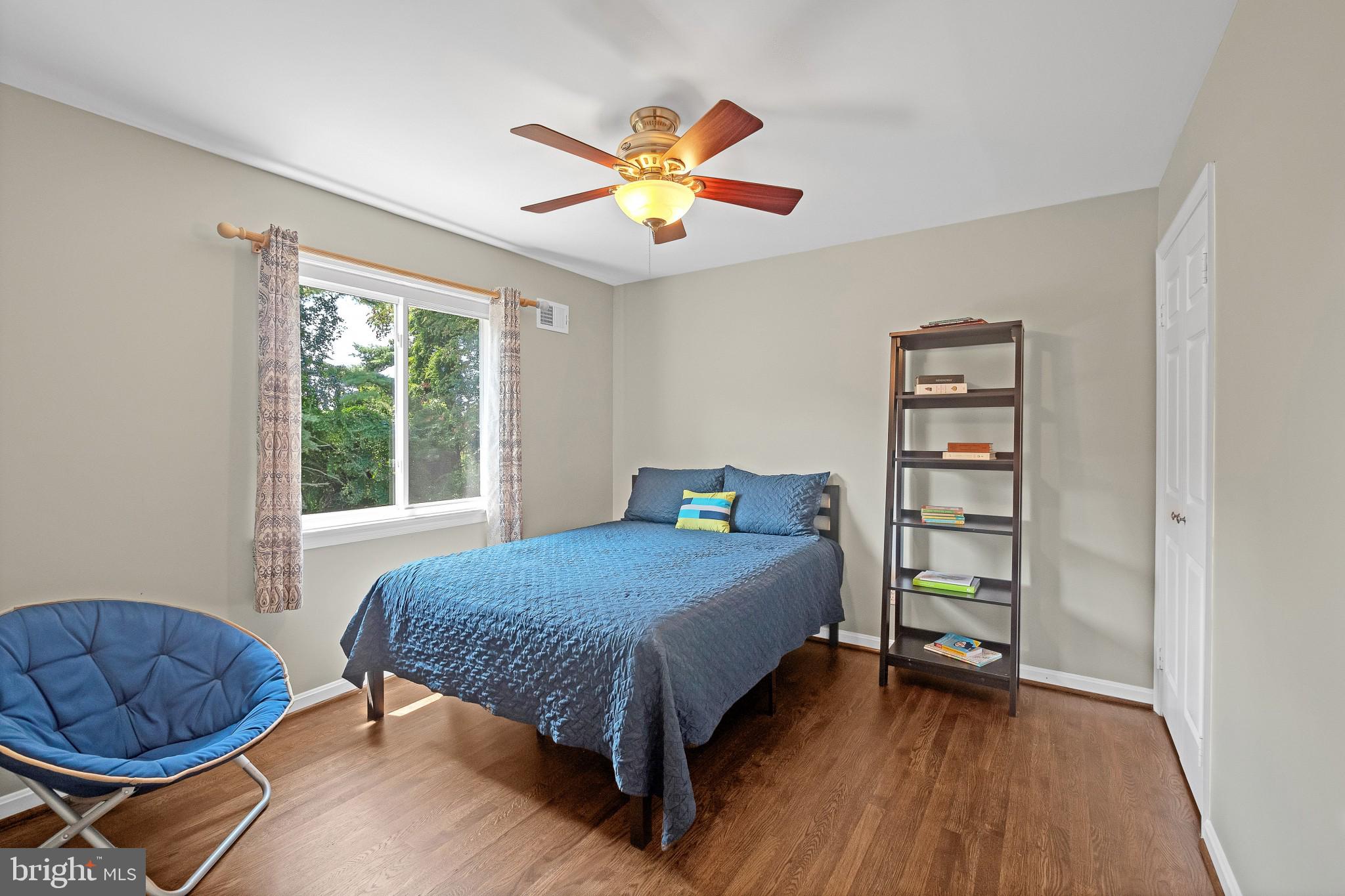 324 Stonegate Drive Silver Spring, MD 20905 - Photo 22 of 33 Bedroom 2