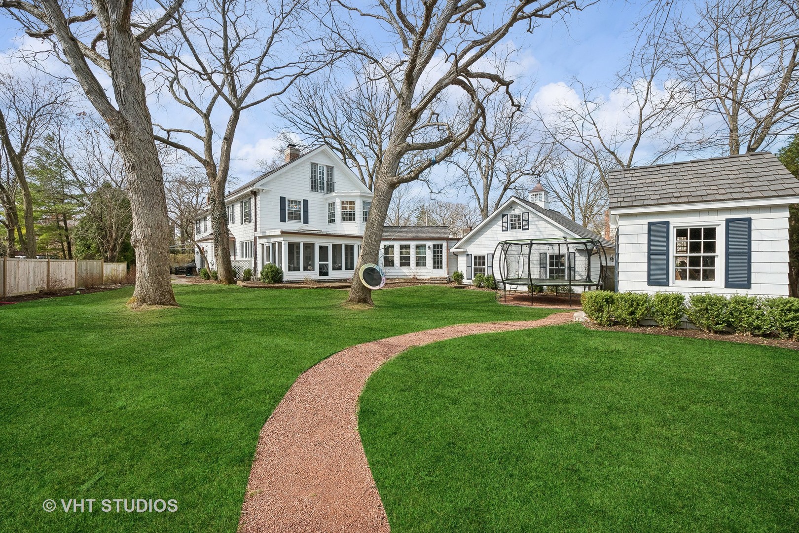 240 Fairview Road Glencoe, IL 60022 - Photo 32 of 36 Gallery Image 32
