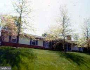 513 Hickory Road Manheim, PA 17545 - Photo 1 of 1