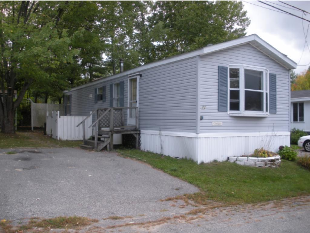 11 Colby Road Newmarket, NH 03857 - Photo 1 of 3