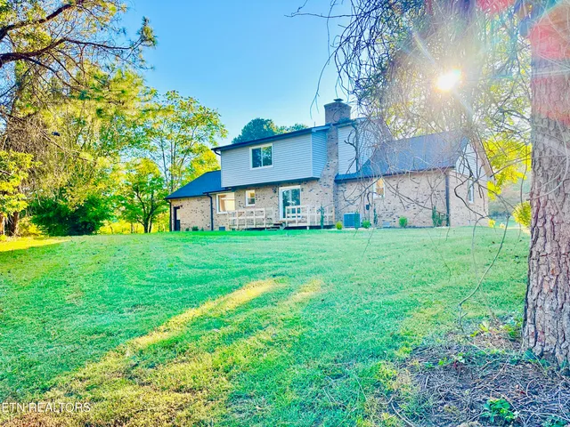 $449,900 | 2158 Williamsburg Circle, Cookeville, TN 38506