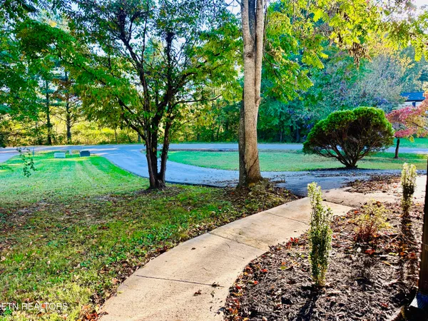 $429,000 | 2158 Williamsburg Circle, Cookeville, TN 38506