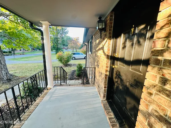 $429,000 | 2158 Williamsburg Circle, Cookeville, TN 38506