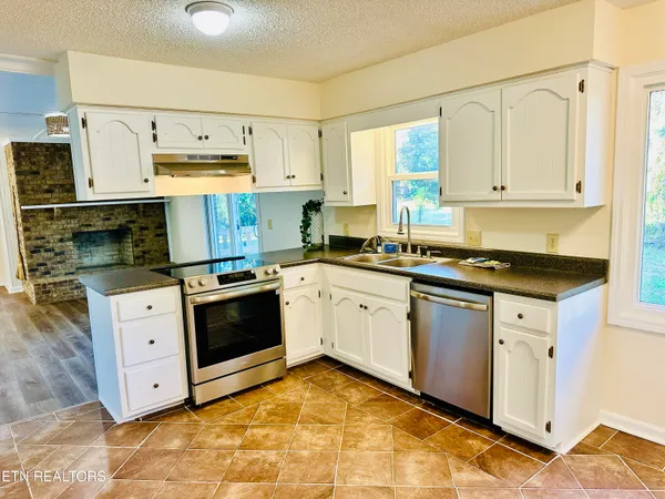$429,000 | 2158 Williamsburg Circle, Cookeville, TN 38506