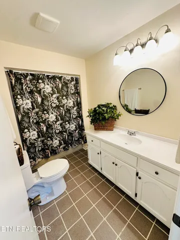 $449,900 | 2158 Williamsburg Circle, Cookeville, TN 38506