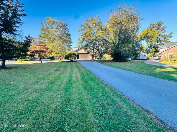 $429,000 | 2158 Williamsburg Circle, Cookeville, TN 38506