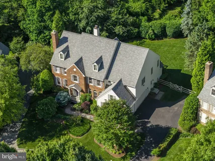 $1,995,000 | 309 Durham Drive, Villanova, PA 19085