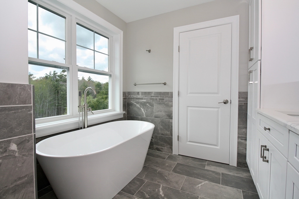 9 Alison Drive Acushnet, MA 02743 - Photo 36 of 42