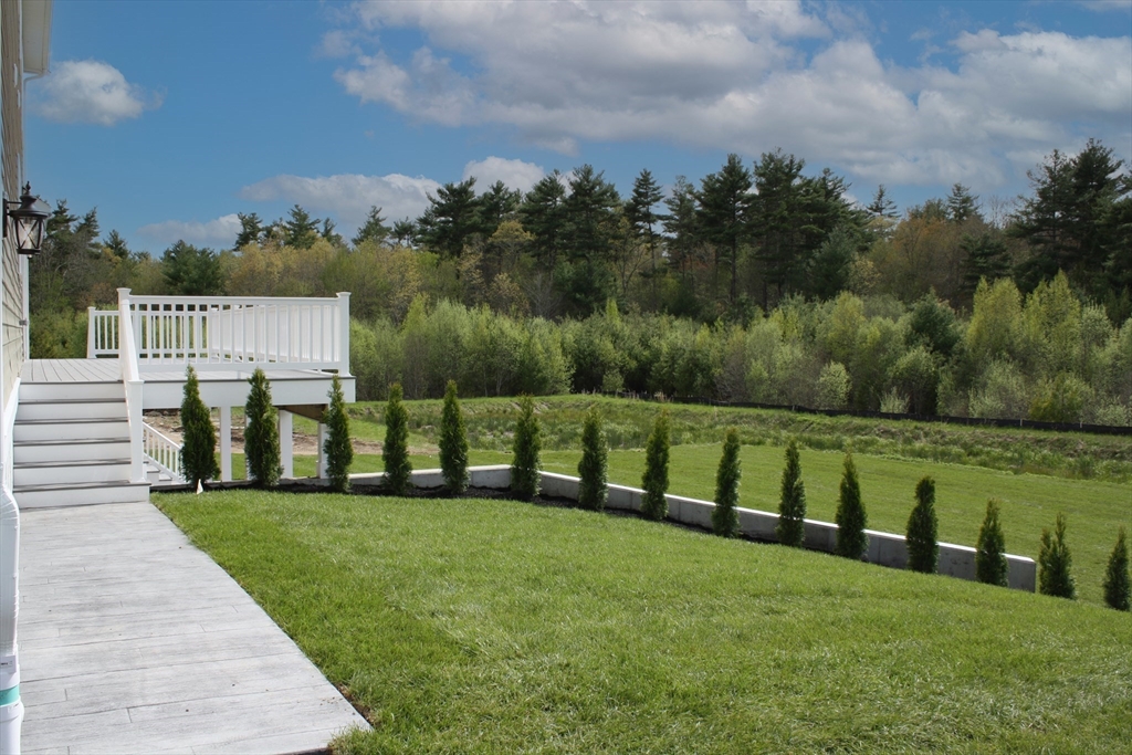 9 Alison Drive Acushnet, MA 02743 - Photo 9 of 42