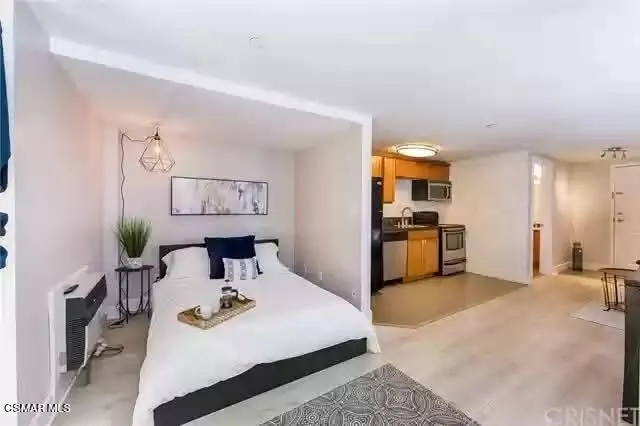 $2,500 | 10982 Roebling Avenue, Unit 109, Los Angeles, CA 90024