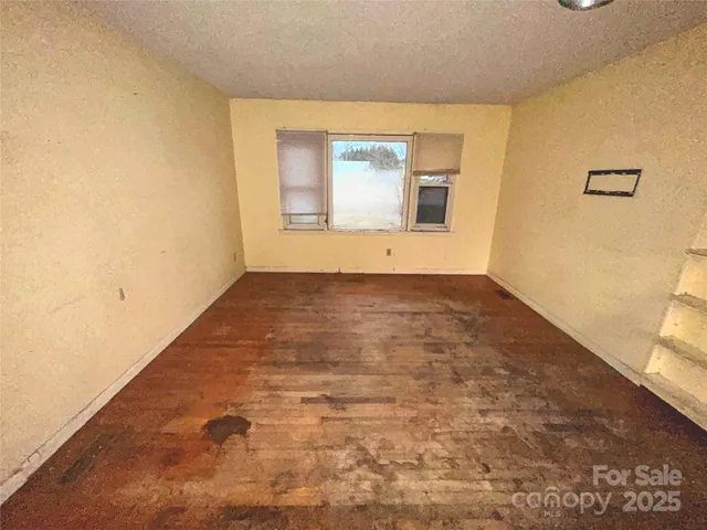 $119,900 | 2330 40th Ave Court Northeast, Hickory, NC 28601