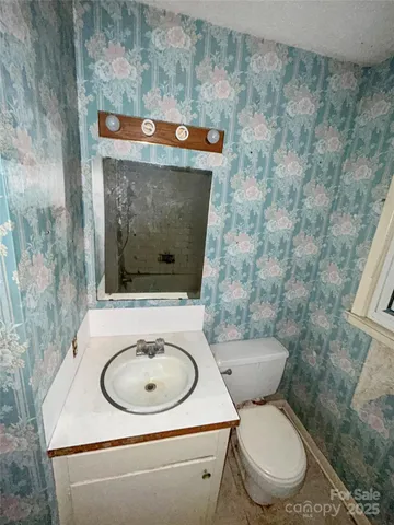 $119,900 | 2330 40th Ave Court Northeast, Hickory, NC 28601