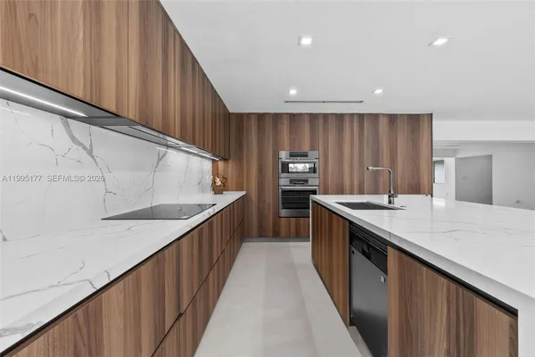 $3,350,000 | 6091 Southwest 79th Street, South Miami, FL 33143