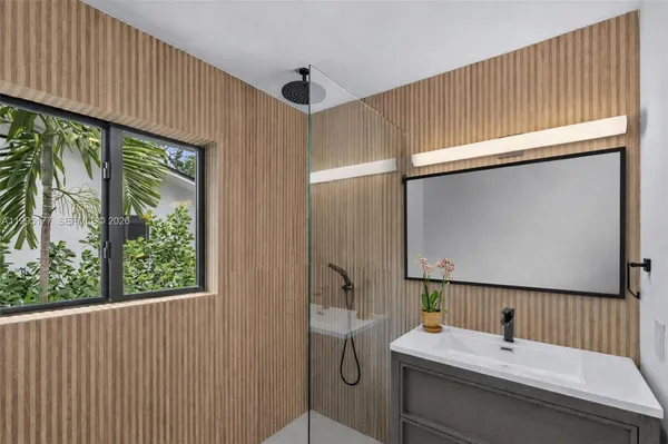 $3,350,000 | 6091 Southwest 79th Street, South Miami, FL 33143