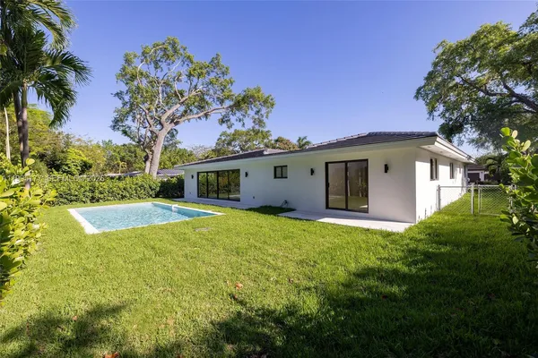 $3,350,000 | 6091 Southwest 79th Street, South Miami, FL 33143