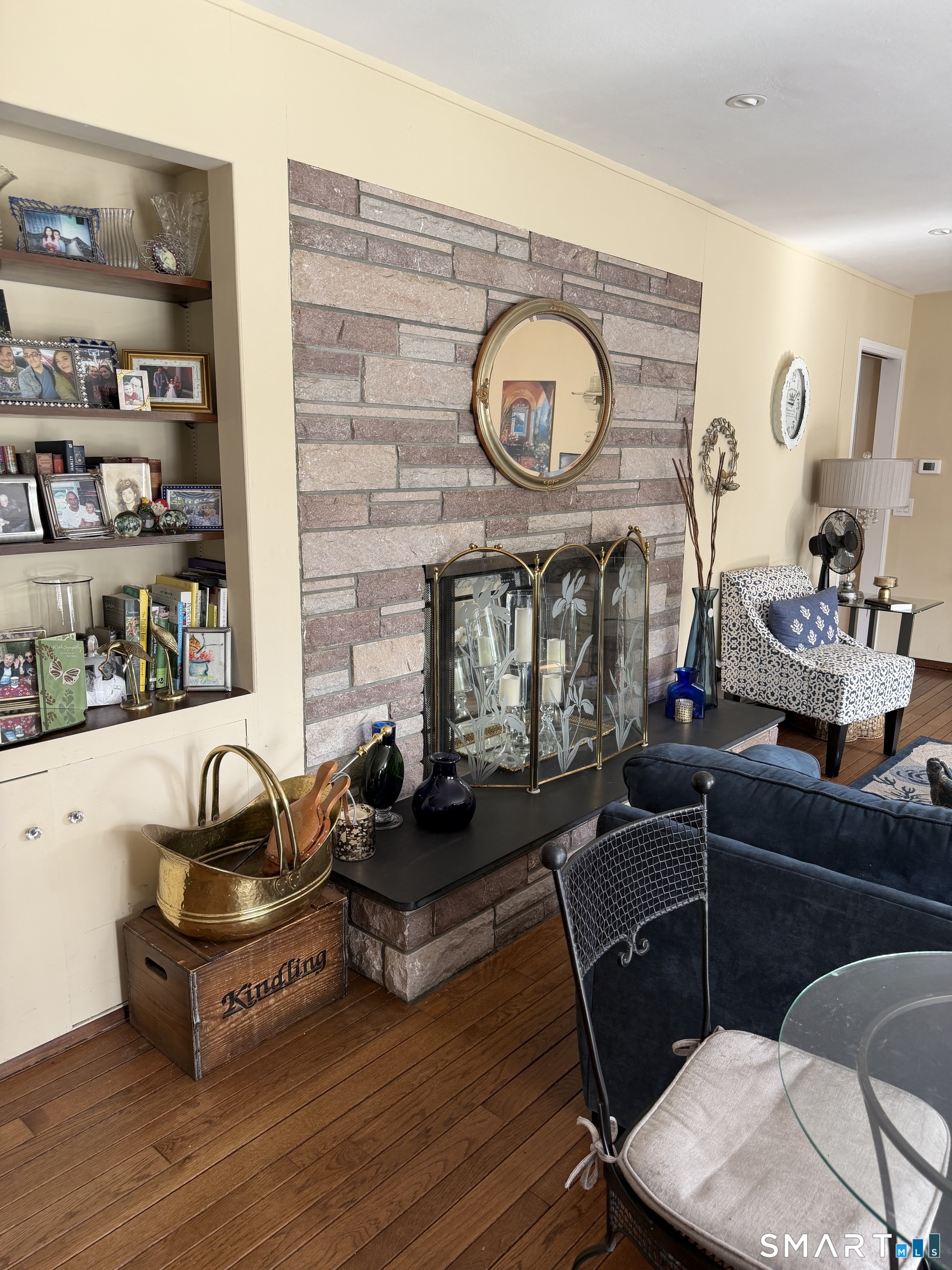 10 Heron Road Norwalk, CT 06855 - Photo 8 of 27