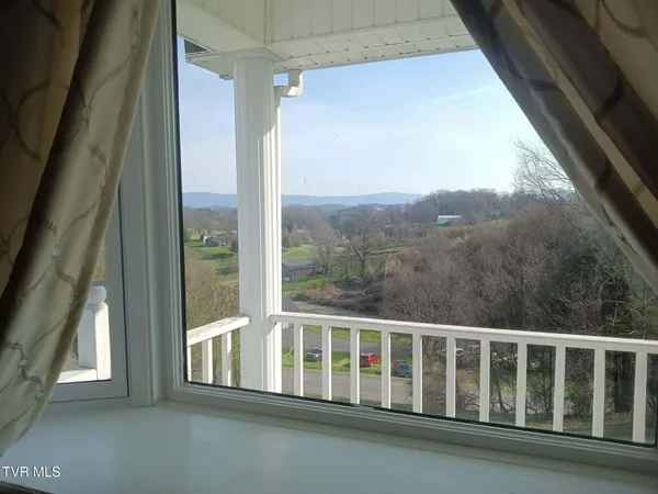 $349,000 | 14512 White Top View, Abingdon, VA 24210