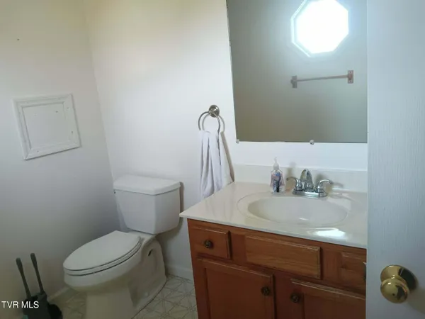 $349,000 | 14512 White Top View, Abingdon, VA 24210