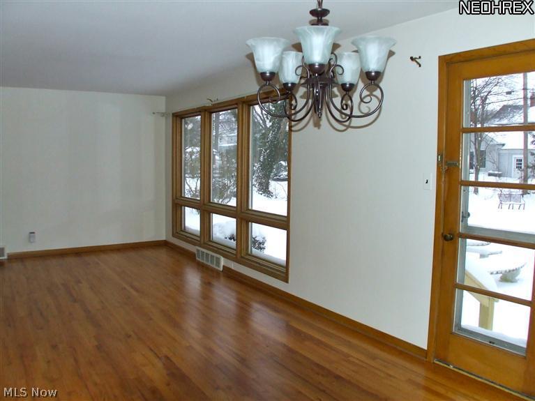 4856 South Sedgewick Road Cleveland, OH 44124 - Photo 5 of 20 Gallery Image 5