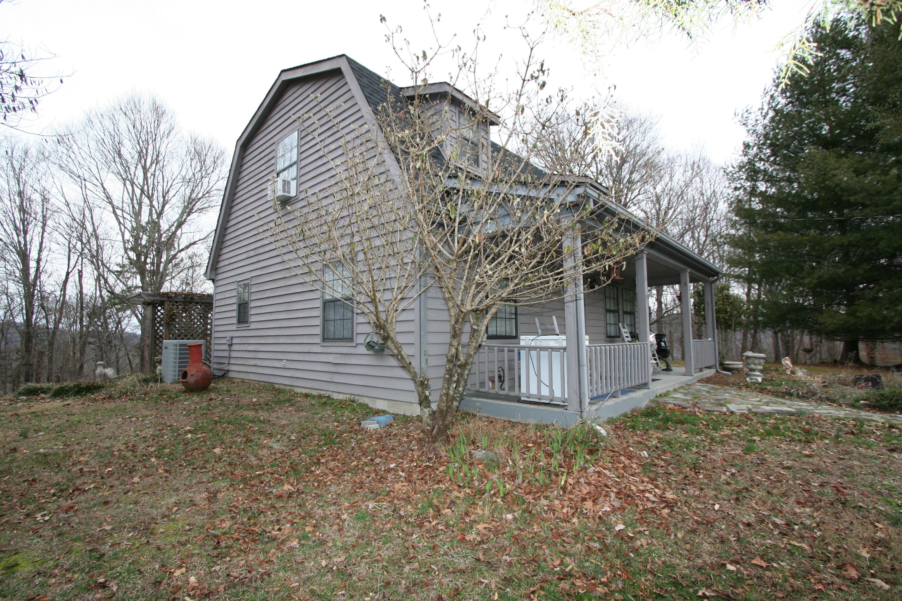 499 Wallace Road Luttrell, TN 37779 - Photo 11 of 34 Front & Left Side of House