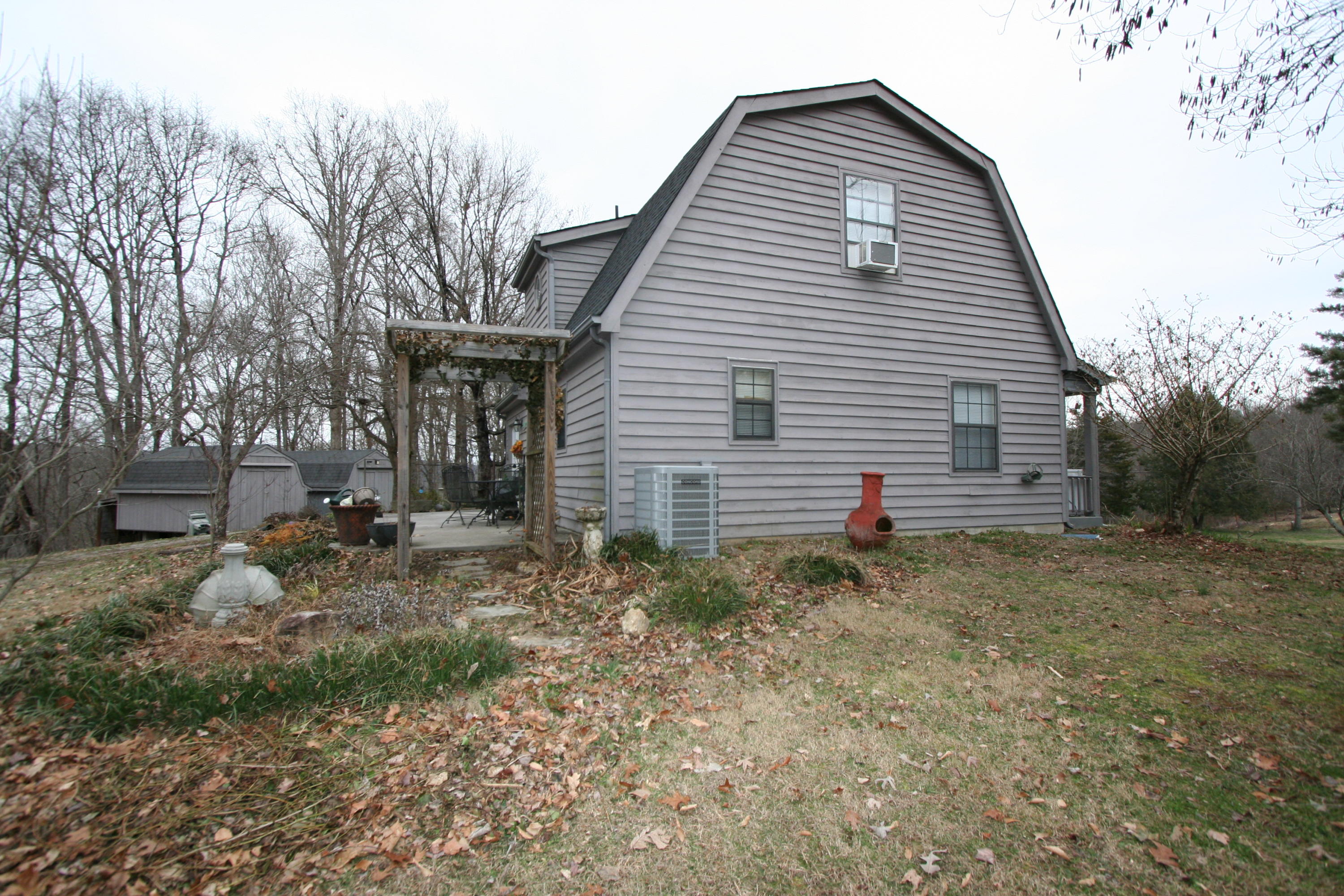 499 Wallace Road Luttrell, TN 37779 - Photo 22 of 34 Right Side