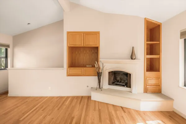 $910,000 | 620 West Carrillo Street, Unit D, Santa Barbara, CA 93101
