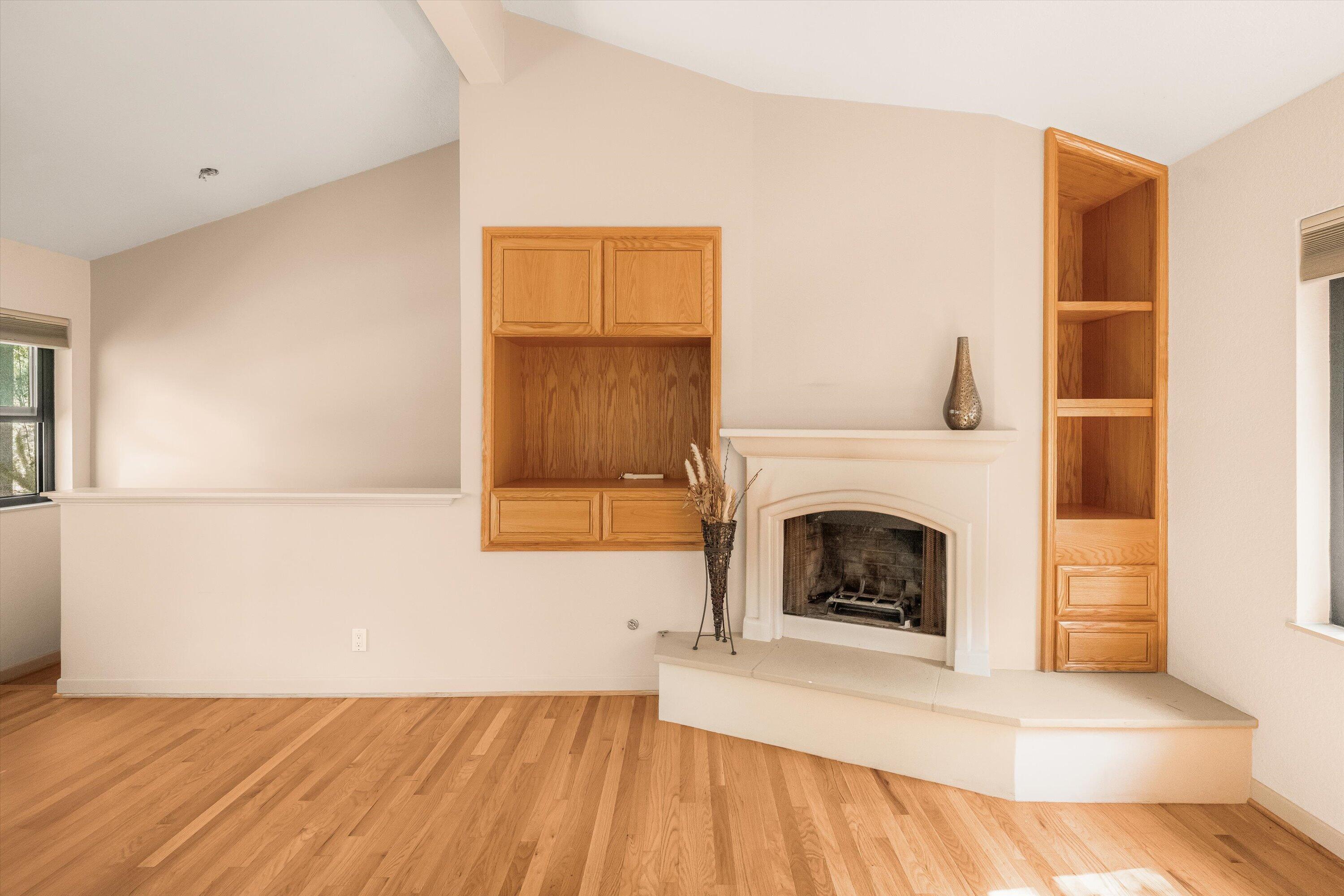 620 West Carrillo Street, Unit D Santa Barbara, CA 93101 - Photo 11 of 28 11-620 W Carrillo St D - 11