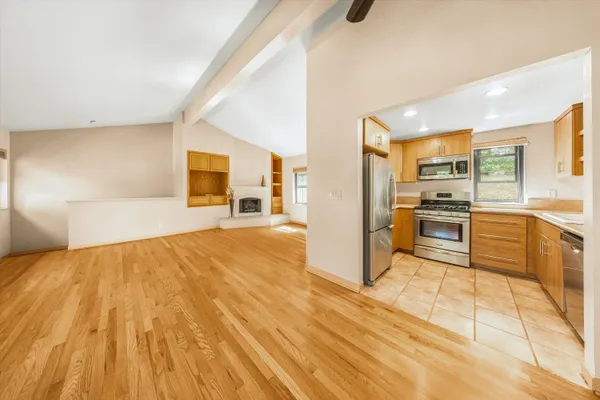 $910,000 | 620 West Carrillo Street, Unit D, Santa Barbara, CA 93101